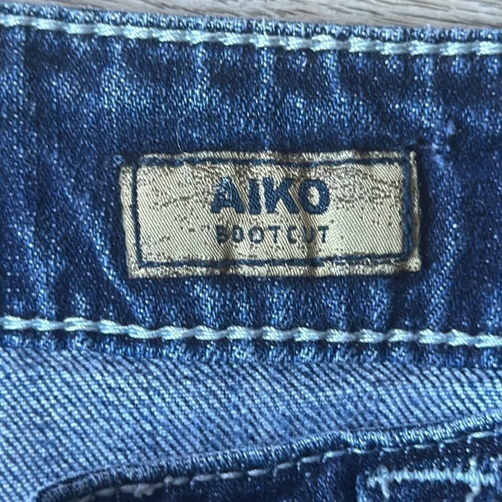 Silver Jeans size 24 Aiko Bootcut blue denim Bikercore jeans